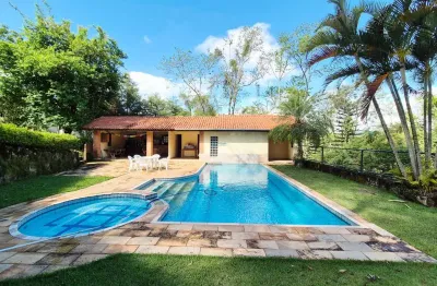 Chácara formada em condomínio com 3000 metros, cidade de atibaia