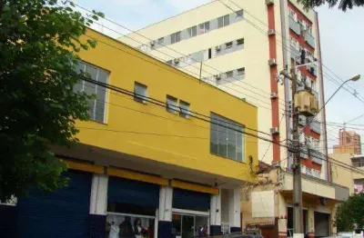 Sala comercial com 4 salas para alugar na Rua Maranhão, Centro, Londrina