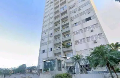 Apartamento espaçoso e  no coração de londrina – 3 quartos, suíte e sacada!