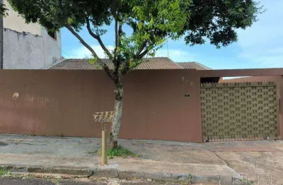 Casa à venda na região sul de londrina com 2 dormitórios e closet casa / padrão