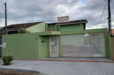 Casa térrea ampla com suíte e banheira – excelente custo-benefício!