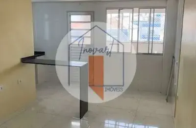 Casa com 2 quartos para alugar no Parque São Lucas, São Paulo 