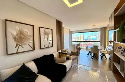 Apartamento finamente mobiliado e decorado entre o mar e o centro de tramandaí - 03 dormitórios