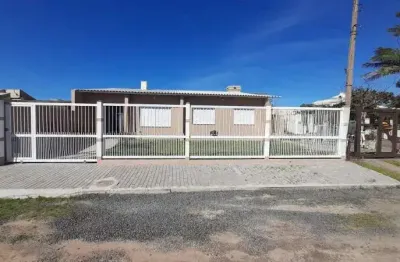 Casa com 3 quartos à venda no Centro, Tramandaí 