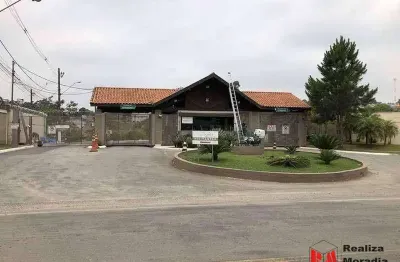 Terreno de esquina com vista privilegiada – frente ao clube do condomínio!