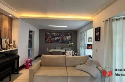 Lazer completo, com quadra de tênis!Casa com 3 quartos e uma suite!