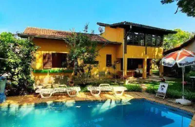 Casa térrea em Condomínio Fechado à Venda – 434,23 m² | Piscina | Estilo Rústico | Cotia/SP