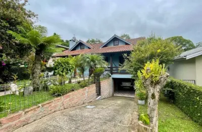 Casa com 4 quartos à venda na almiro drecksler, 278, pórtico, gramado por r$ 1.500.000