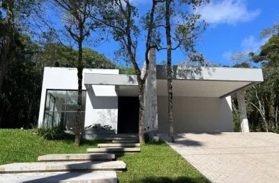 Casa em condomínio fechado com 3 quartos à venda na dos sabiás, 150, mato queimado, gramado por r$ 4.500.000