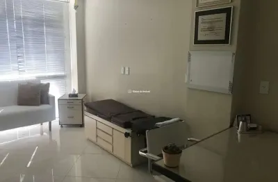 Sala comercial à venda na madre verônica, 313, centro, gramado por r$ 670.000