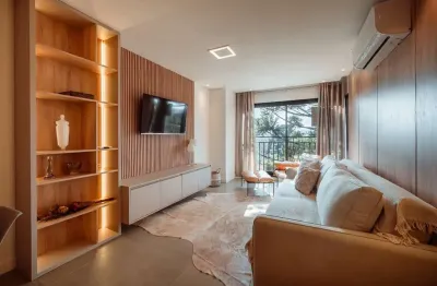 Apartamento com 2 quartos à venda na avenida das hortênsias, 1, bavaria, gramado por r$ 1.750.000