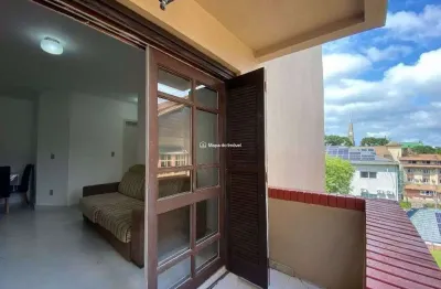 Apartamento com 2 quartos para alugar na borges de medeiros, 407, centro, canela por r$ 3.000