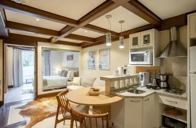 Apartamento com 1 quarto à venda na rua das flores, 222, parque laje da pedra, canela por r$ 640.000