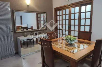 Casa com 3 quartos à venda na Avenida Espanha, Centro, Araraquara