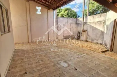 Casa com 2 quartos à venda na Rua Álvaro Waldemar Colino, Vila Melhado, Araraquara