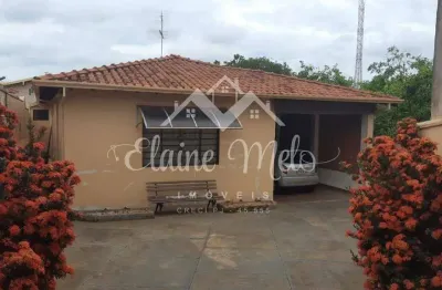 Casa com 3 quartos à venda na Avenida Padre Antonio Cesarino, Vila Xavier (Vila Xavier), Araraquara
