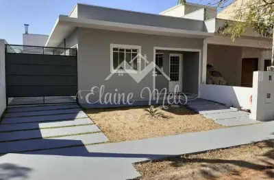 Casa à venda 3 quartos no Condomínio Alvorada - Araraquara / SP