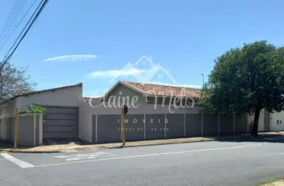 Casa com 3 quartos à venda na Rua Bahia, Vila Xavier (Vila Xavier), Araraquara