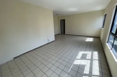 Vendo apto° 107m² 3 qts sendo 2 suítes 2 vagas nas graças