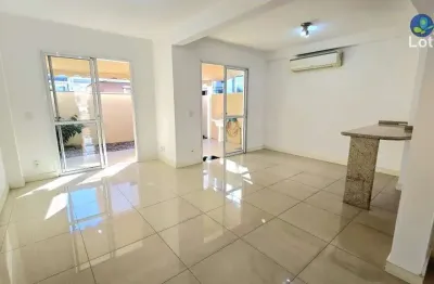 Casa em condomínio fechado com 3 quartos à venda na avenida açucena, 550, estância velha, canoas por r$ 895.000