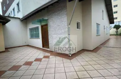 Casa com 3 dormitórios à venda, 175 m² por R$ 1.400.000 - Campestre - Santo André/SP