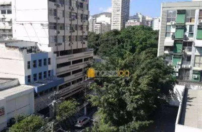 Icaraí, junto campo, sol manhã, vaga marcada, sala, 4 qtos, 2 banhos, copa cozinha, área.