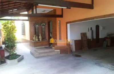 Casa com 3 quartos à venda na Rua Doutor Beltrão, 112, Santa Rosa, Niterói