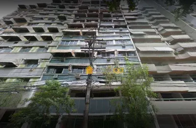 Apartamento 2 qtos em frente ao campo de são bento, icaraí, niterói.