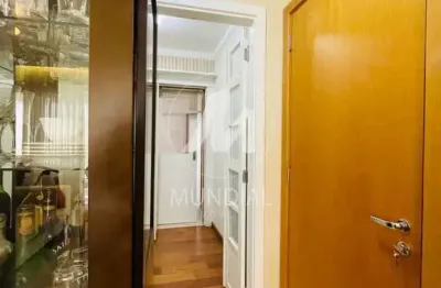 Apartamento (tipo - padrao) 3 dormitórios/suite, cozinha planejada, portaria 24 horas, salão de jogos, elevador, em condomínio fechado