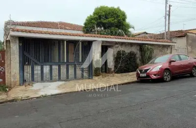 Casa (térrea na rua) 3 dormitórios/suite, cozinha planejada
