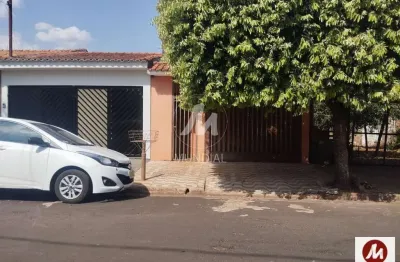 Casa (sobrado na  rua) 3 dormitórios/suite, cozinha planejada