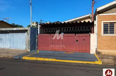 Casa (térrea na rua) 2 dormitórios, cozinha planejada