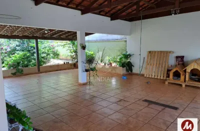 Casa (térrea na rua) 3 dormitórios/suite, cozinha planejada