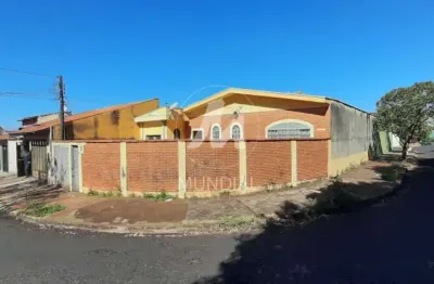 Casa (térrea na rua) 3 dormitórios/suite, cozinha planejada