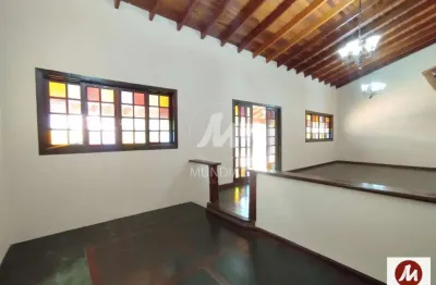 Casa (térrea na rua) 3 dormitórios/suite, cozinha planejada