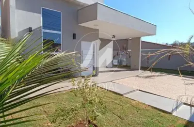 Casa (térrea na rua) 3 dormitórios/suite, cozinha planejada