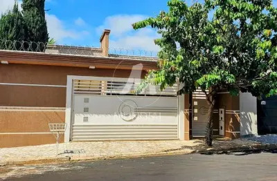 Casa (térrea na rua) 3 dormitórios/suite, cozinha planejada