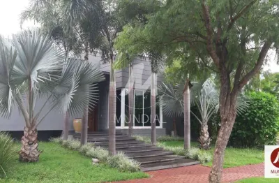 Casa (térrea em condominio) 3 dormitórios/suite, cozinha planejada, portaria 24 horas, em condomínio fechado