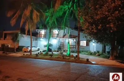 Casa (sobrado na  rua) 3 dormitórios/suite, cozinha planejada