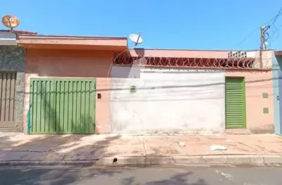 Casa (térrea na rua) 2 dormitórios, cozinha planejada