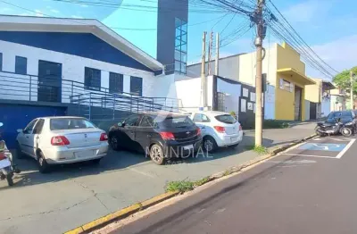 Casa (sobrado na  rua) 3 dormitórios, cozinha planejada