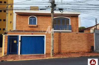 Casa (sobrado na  rua) 5 dormitórios/suite, cozinha planejada, elevador