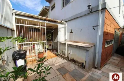 Casa (sobrado na  rua) 3 dormitórios/suite, cozinha planejada