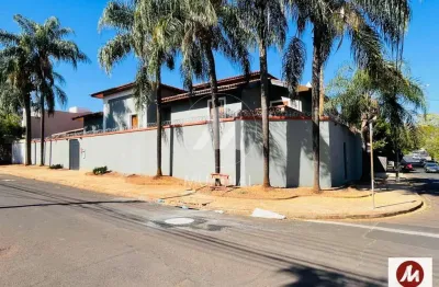Casa (sobrado na  rua) 4 dormitórios/suite, cozinha planejada