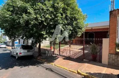 Casa (térrea na rua) 3 dormitórios/suite, cozinha planejada