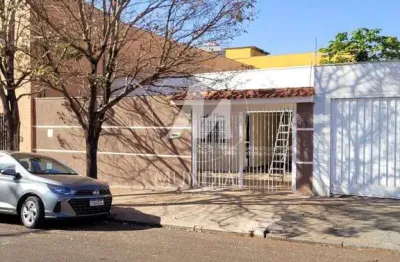 Casa (térrea na rua) 3 dormitórios/suite, cozinha planejada