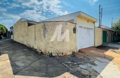 Casa (térrea na rua) 2 dormitórios, cozinha planejada