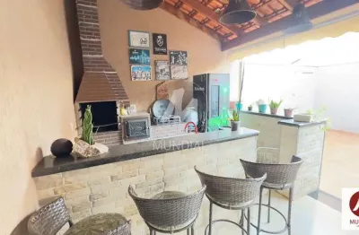 Casa (térrea na rua) 3 dormitórios/suite, cozinha planejada