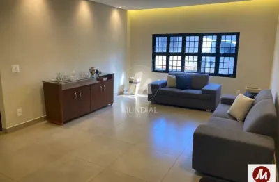 Casa (térrea na rua) 3 dormitórios/suite, cozinha planejada