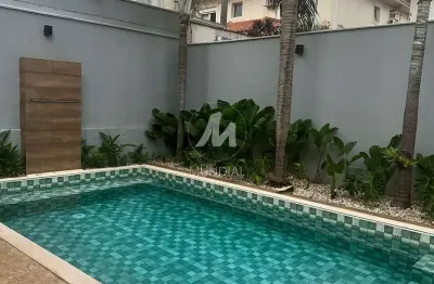 Casa (sobrado em condominio) 4 dormitórios/suite, portaria 24 horas, em condomínio fechado